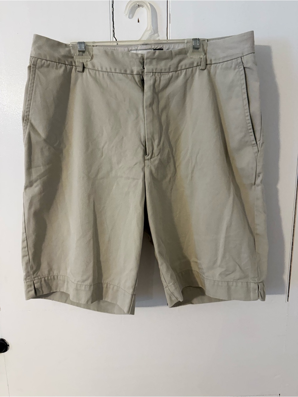 Vintage GAP Women's Loose Chino Shorts - Stone Beige